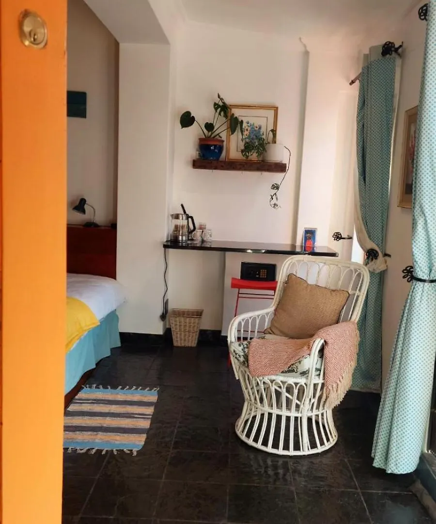 Guest house Ami Vine House Hotel Cape Town